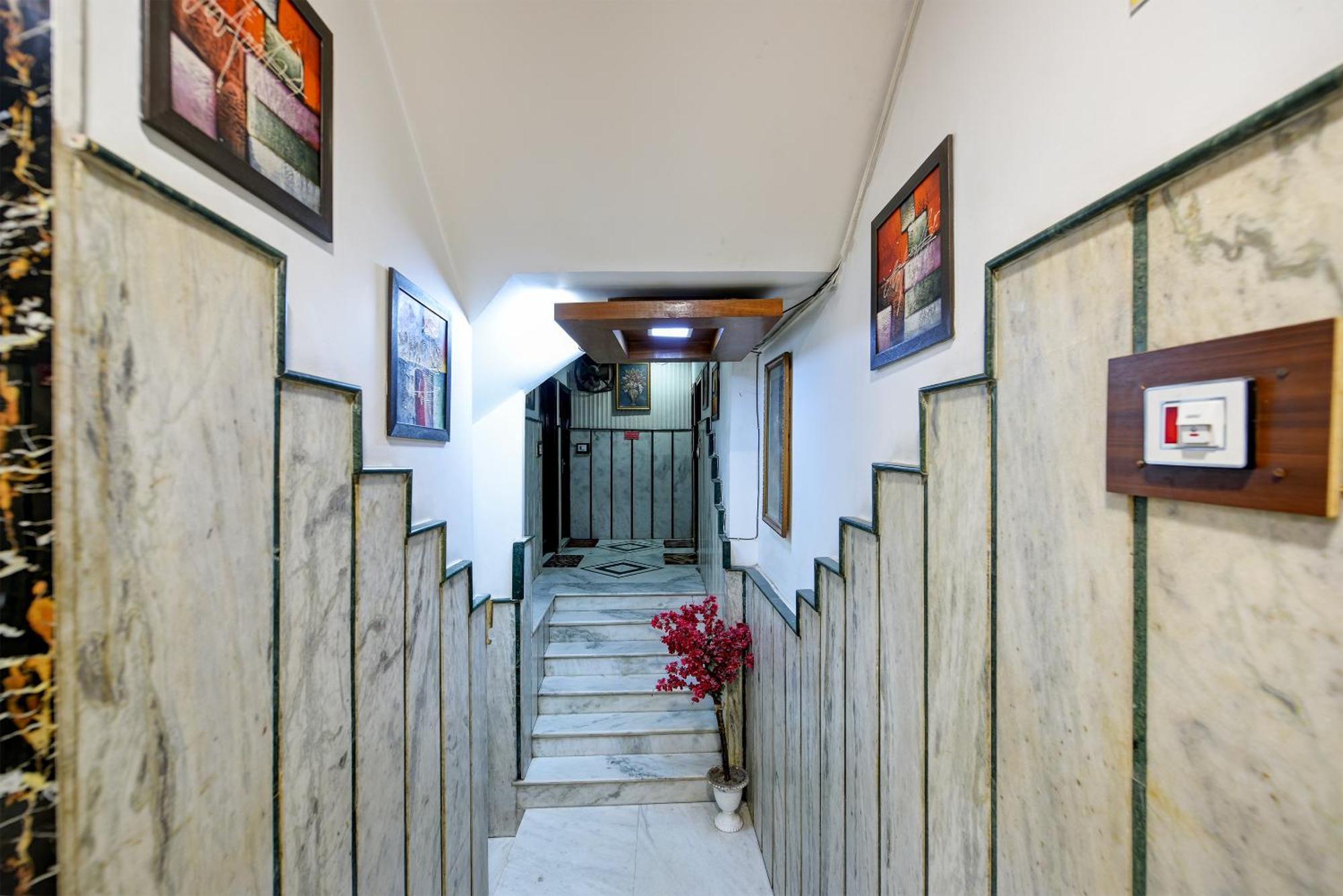 Hotel Shiva Intercontinental - New Delhi Railway Station - Paharganj Eksteriør billede